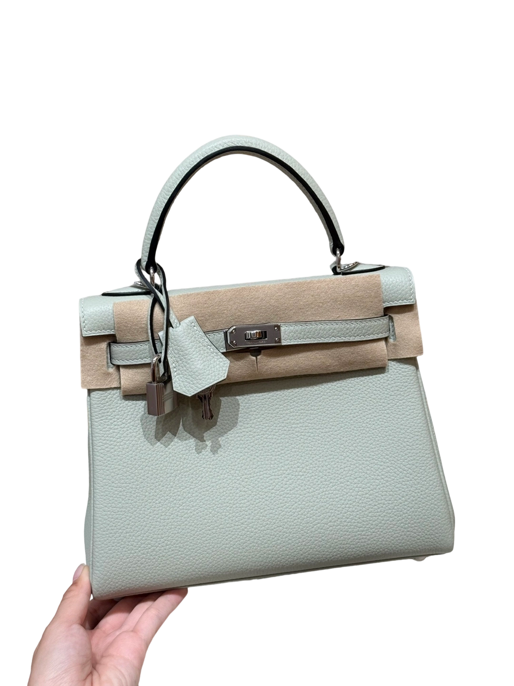 Kelly  Togo – Crystal Grey | Palladium