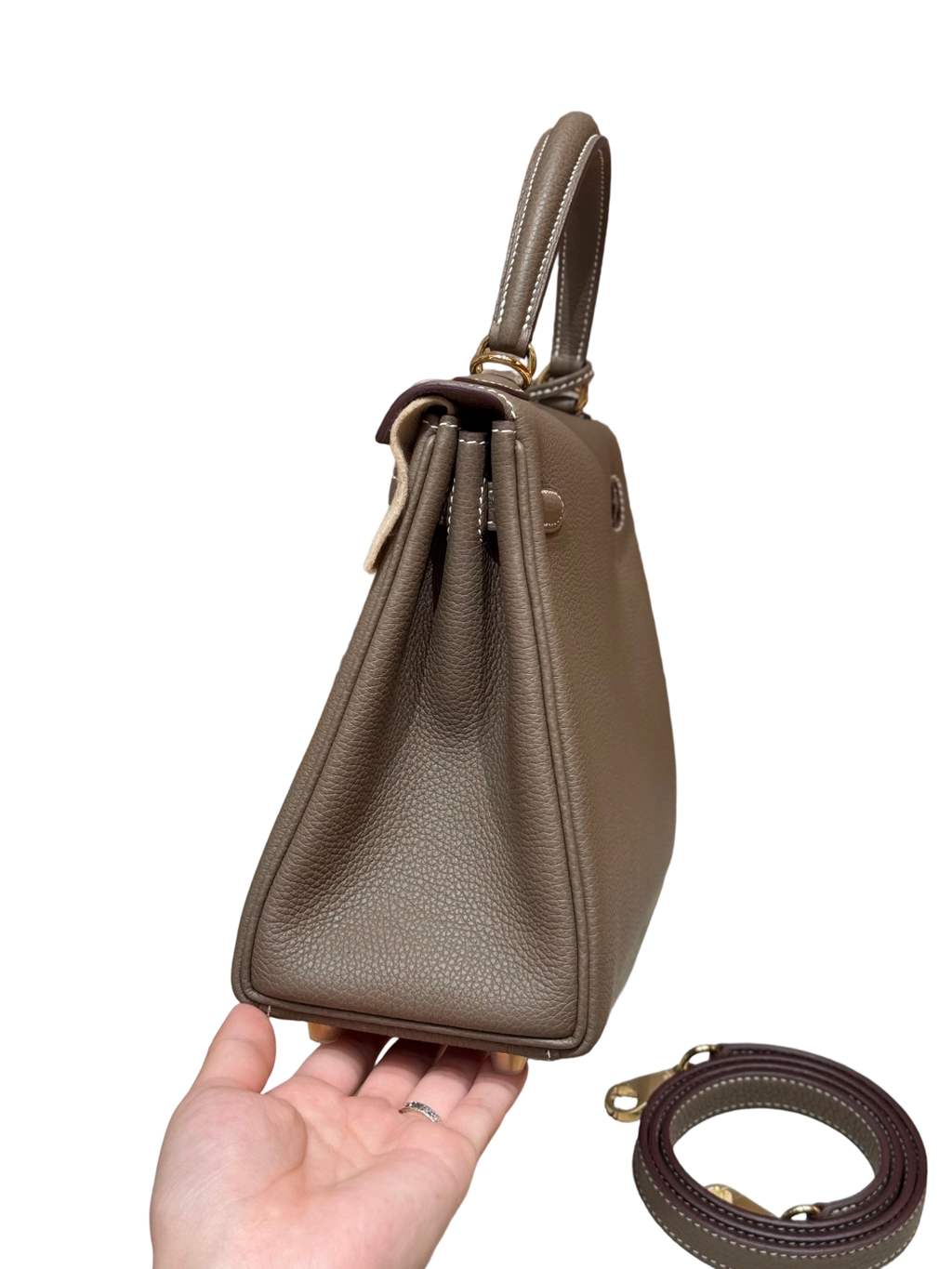 Kelly  Togo – Elephant Grey | Gold-Plated