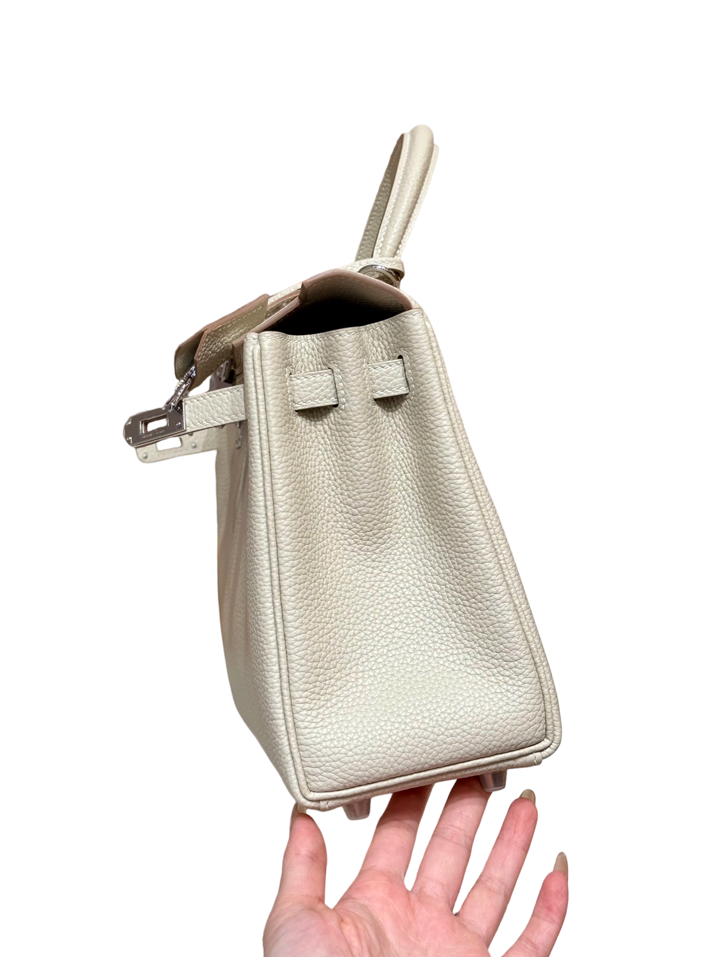 Kelly  Togo – Glacier White | Palladium