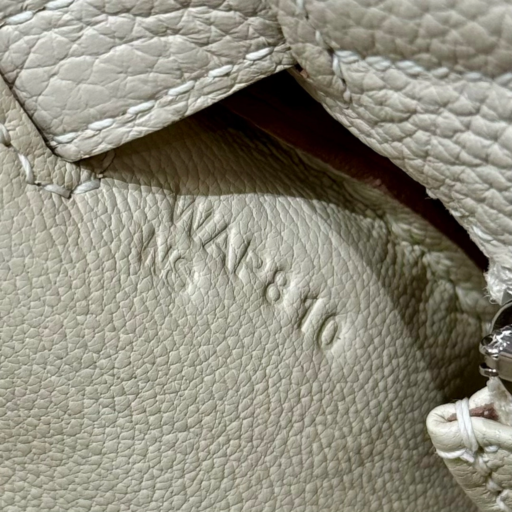 Kelly  Togo – Glacier White | Palladium