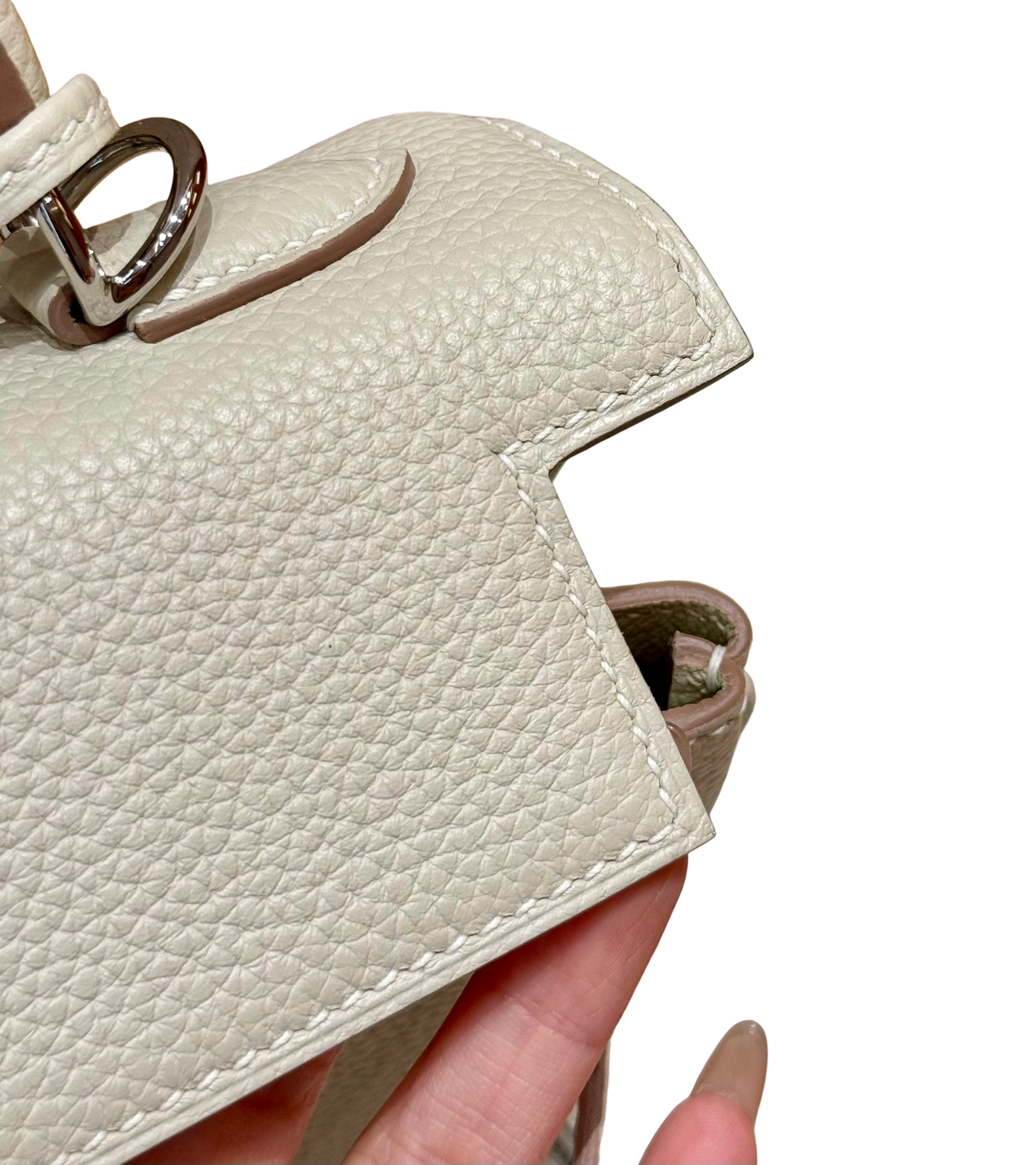 Kelly  Togo – Glacier White | Palladium