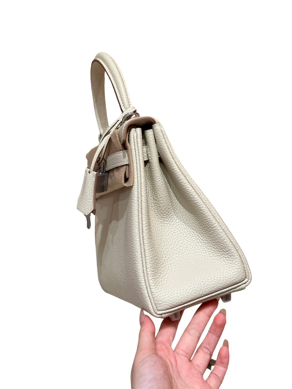 Kelly  Togo – Glacier White | Palladium