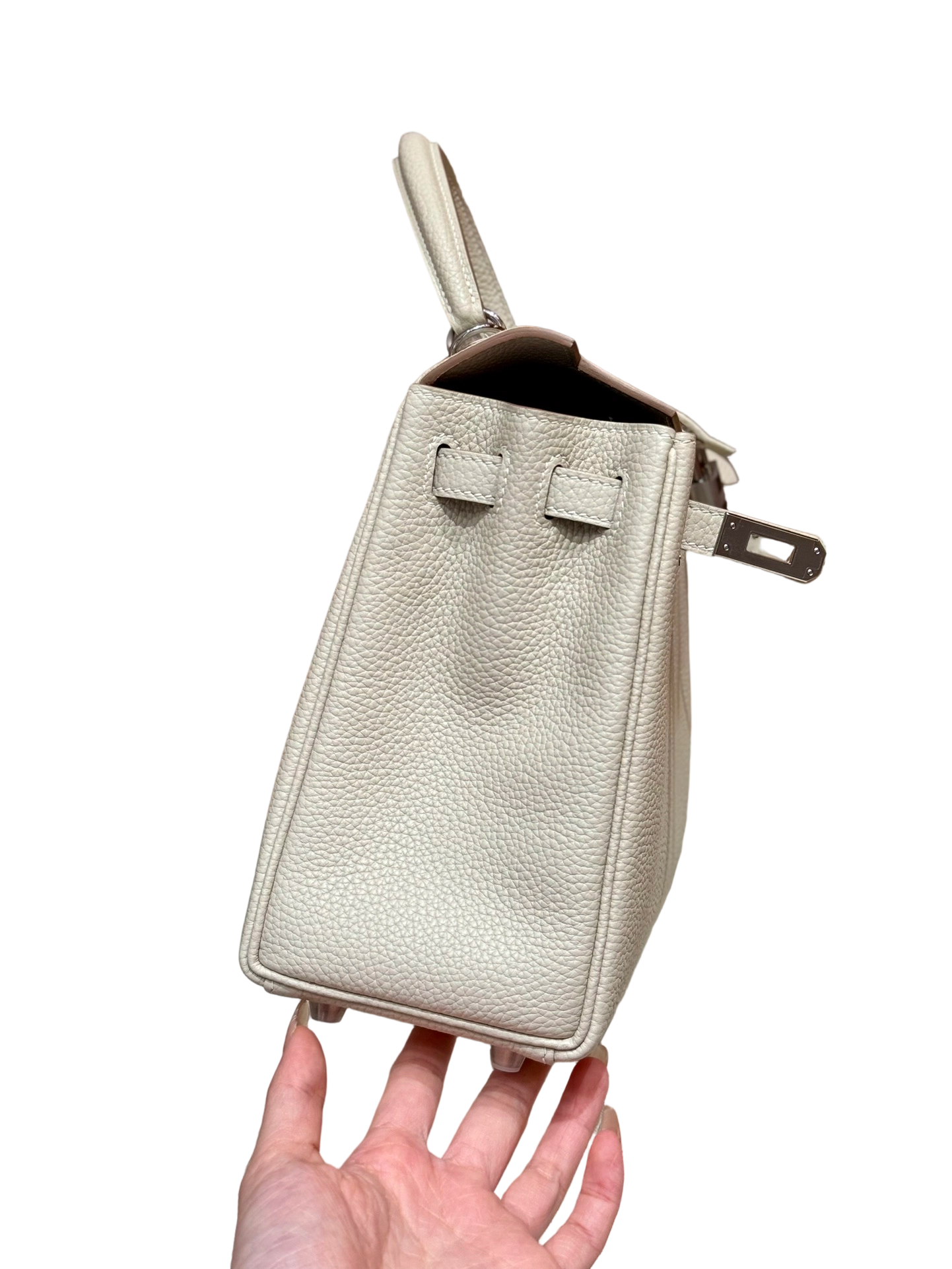 Kelly  Togo – Glacier White | Palladium
