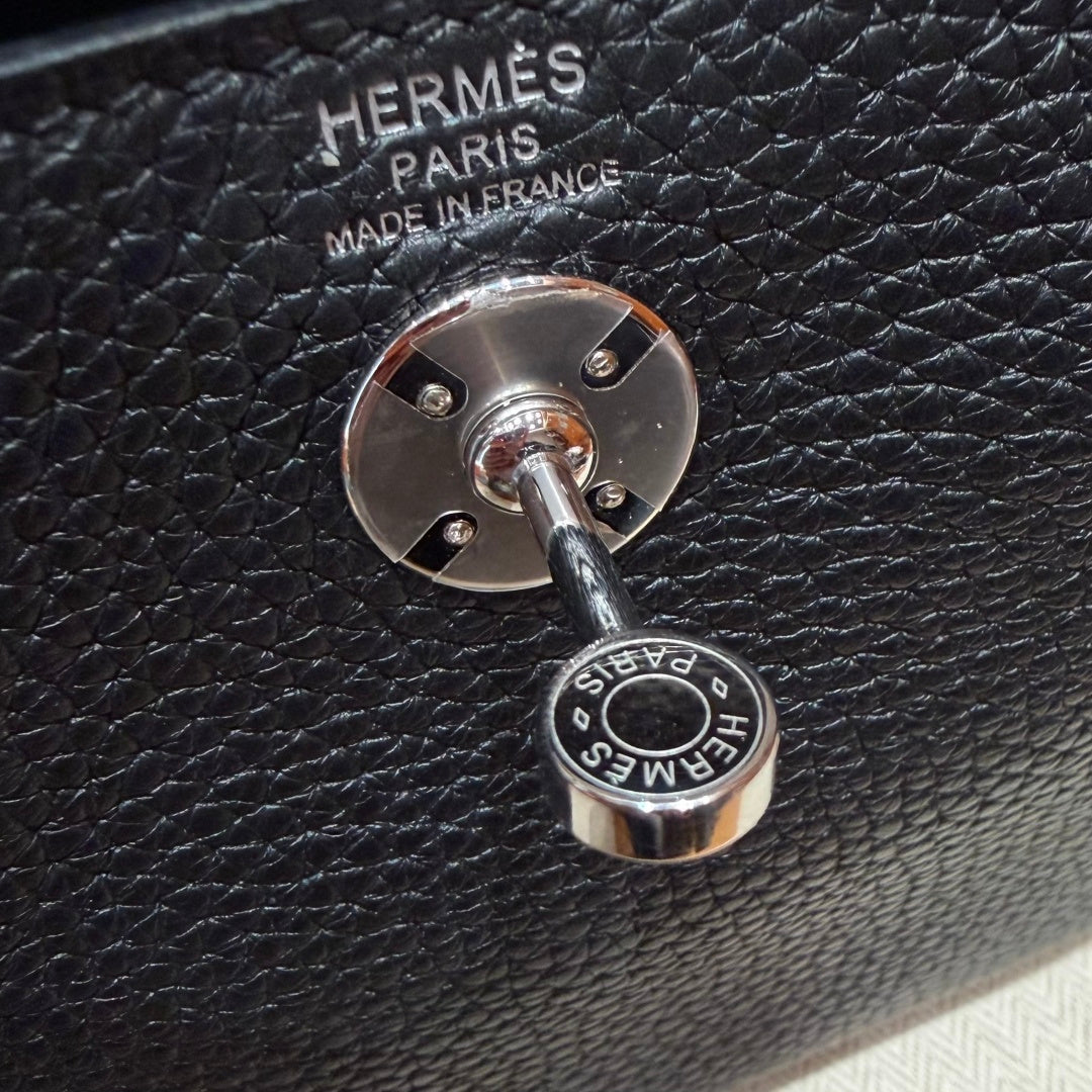 Lindy  Clemence – Black | Palladium