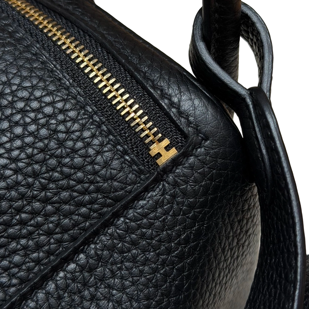 Lindy  Clemence – Black | Gold-Plated