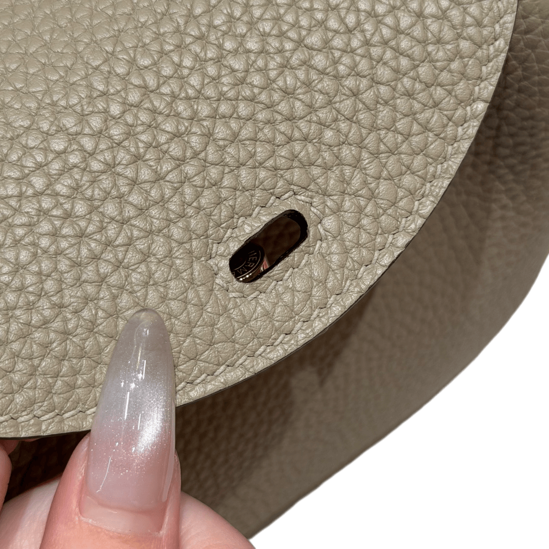 Lindy  Clemence  –Beige Marfa | Gold-Plated